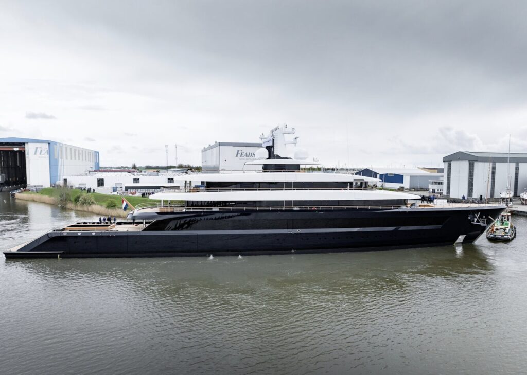 92m Hybrid Electric Feadship 1012 superyacht launched