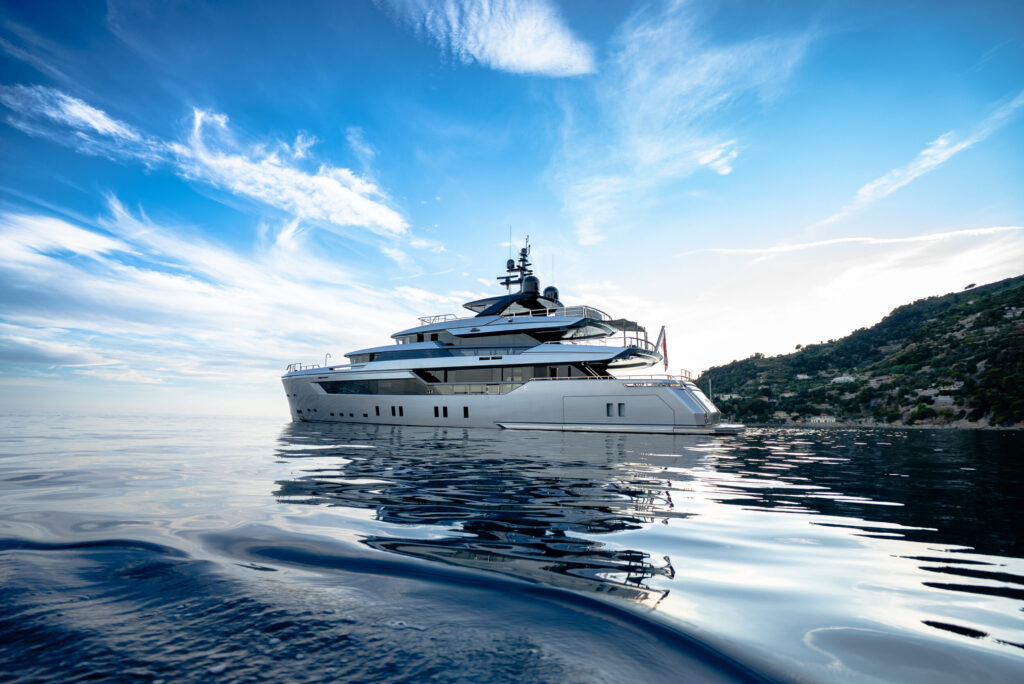 Building Your Own Superyacht: Step-by-Step Production Management in Custom Projects