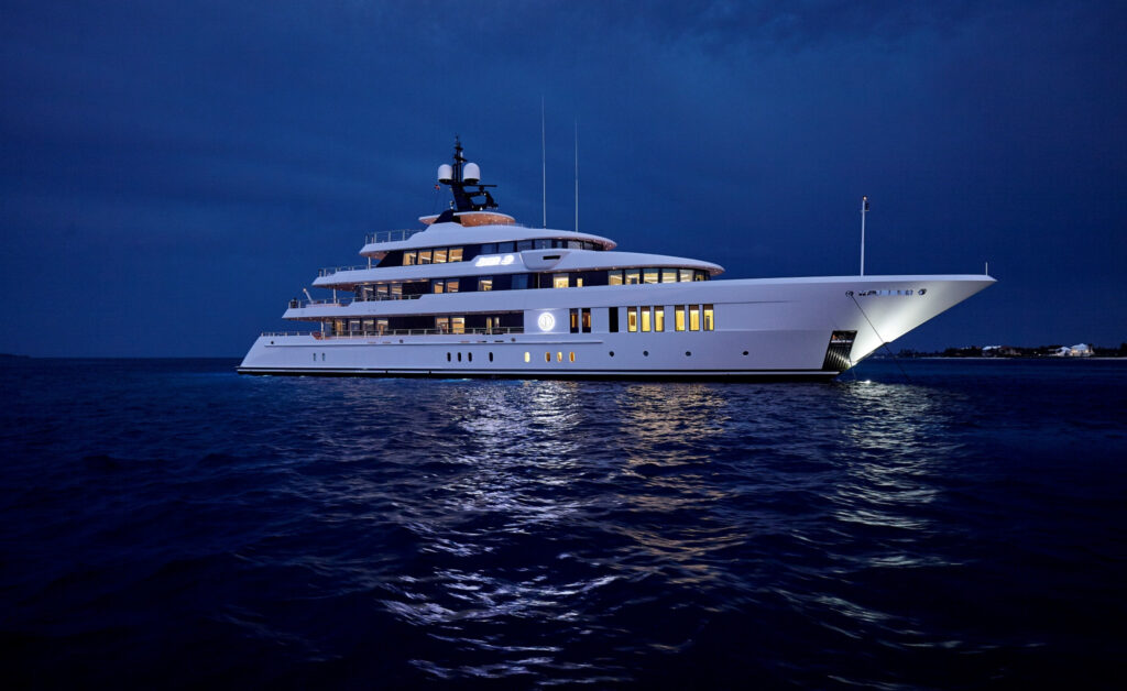 Strategic Yacht Brokerage & Off-Market Acquisitions: The Intelligence Behind Ultra-High-End Transactions